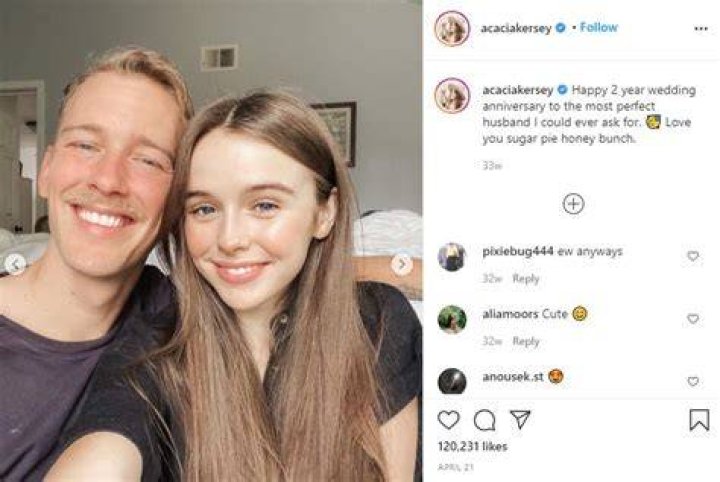 Acacia Kersey with her father Richard Clark and brother Peyton Clark