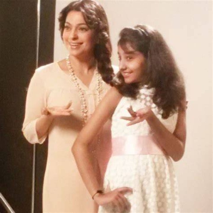 Akshita Mudgal with Juhi Chawla