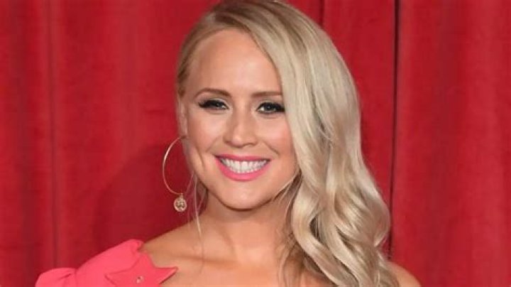 Amy Walsh Height & Weight