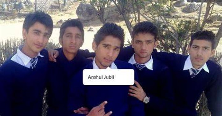 Anshul with his friends