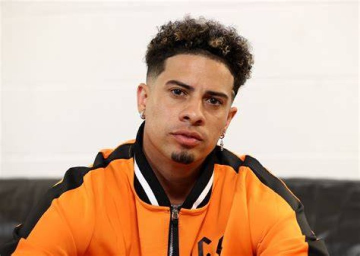 Austin Mcbroom old image with his mother and brother