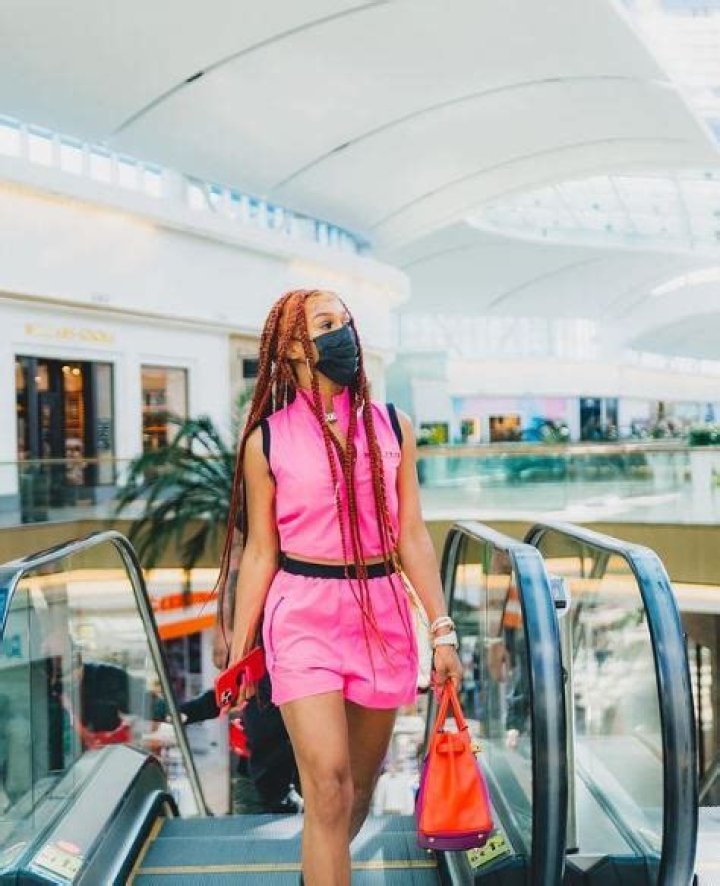 Bia Rapper loves shopping