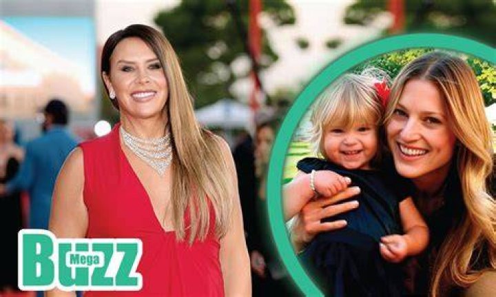 Cassandra Marino with all of her siblings including the Kardashians and Jenners