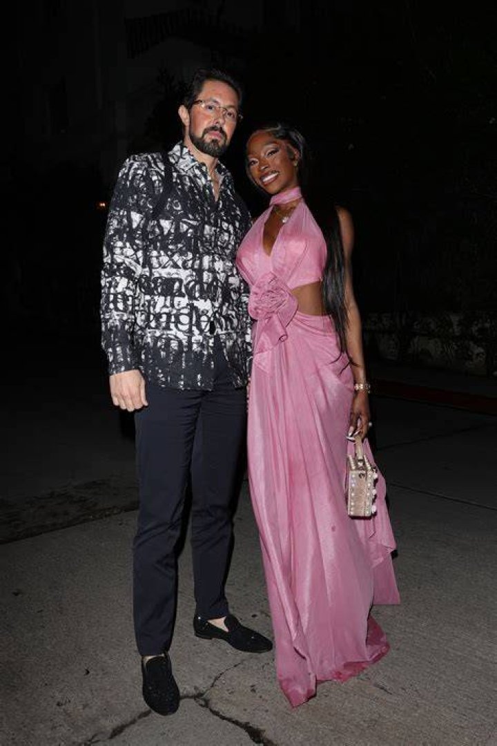 Chelsea and her husband Jeff Lazkani