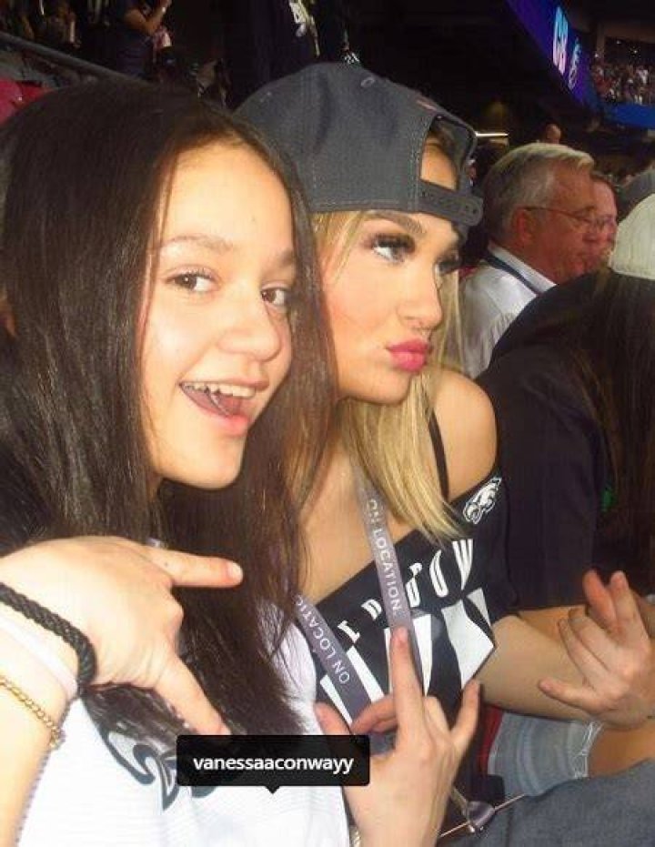 Claudia Conwasy sister Vanessa