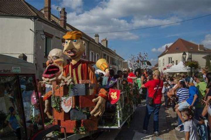 French Village Charivari