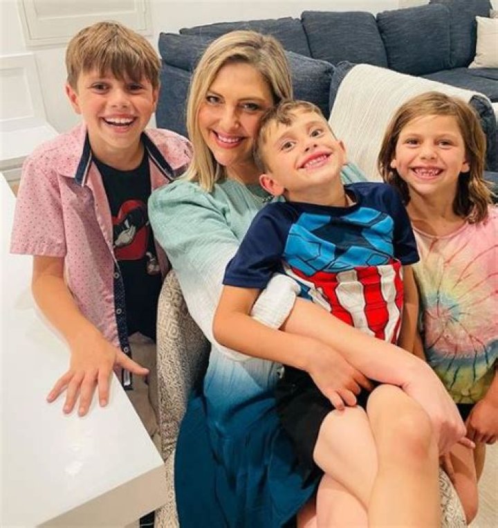 Gina Kirschenheiter daughter and sons