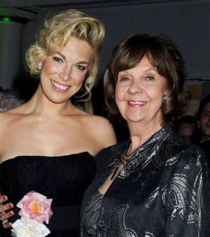 Hannah with her mother Deanna Daughtry