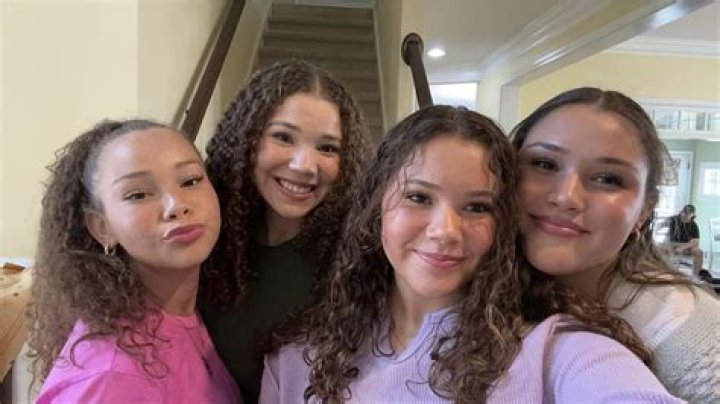 Haschak Sisters