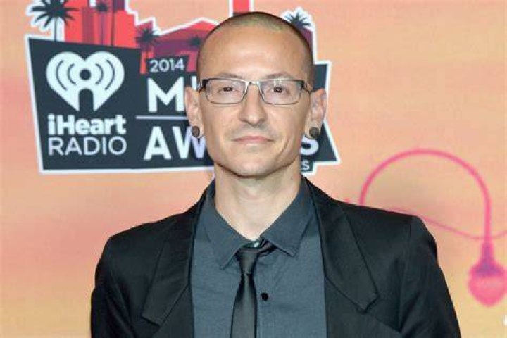 How tall was Chester Bennington