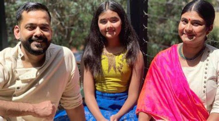 Janaki Easwar father and mother are originally from India