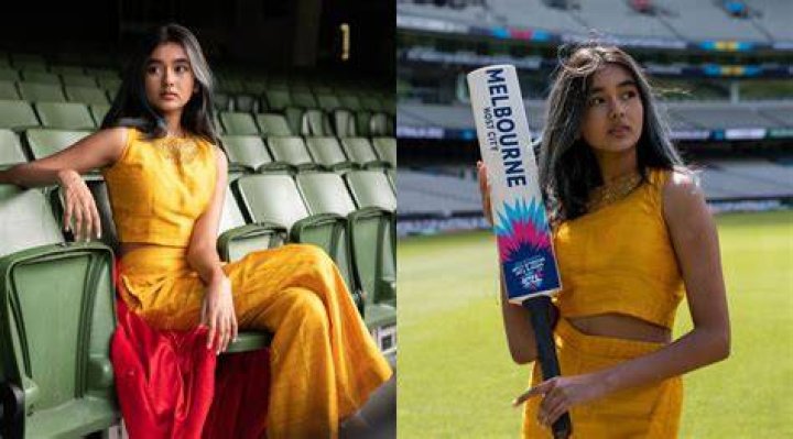 Janaki Easwar is an Australian singer and songwriter who has Indian origin