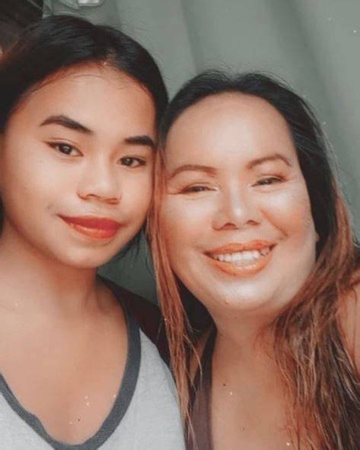 Kim Arda with her mother.