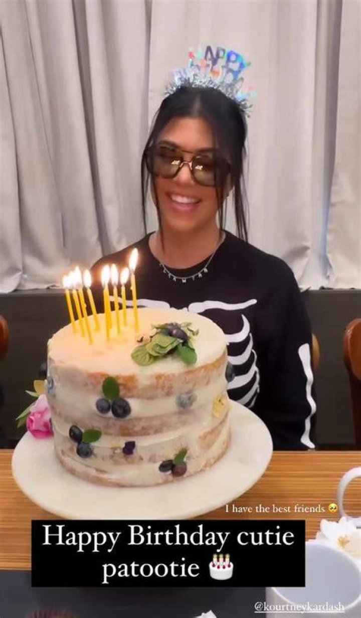 Kourtney Kardashian naked birthday cake