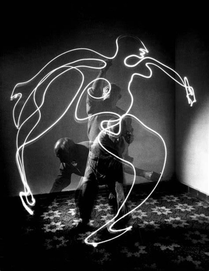 Light Painting Pablo Picasso