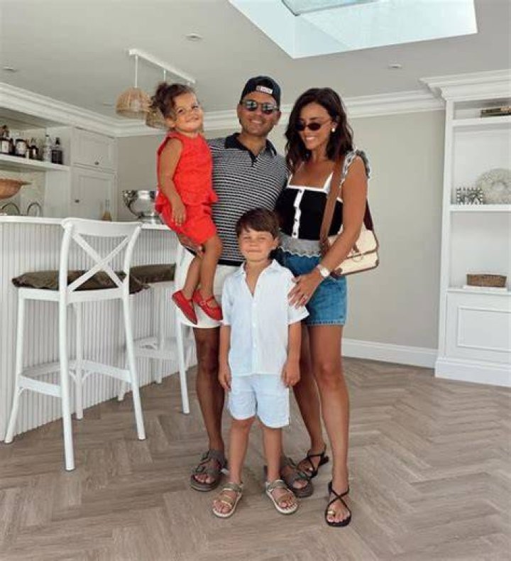 Lucy Mecklenburgh Wikipedia, Biography, (Early Life & Education)
