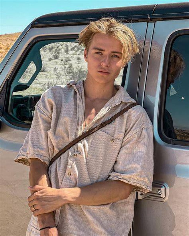 Markie Lucas estimated Instagram earning