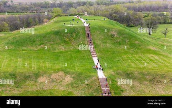Monks Mound Photograph