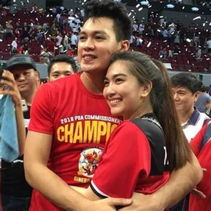 Pau Fajardo with her bother Jae Fajardo