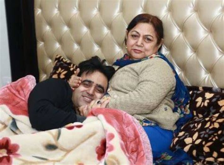 Sanjeev Juneja with his mom