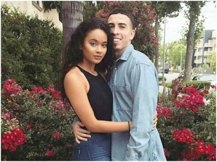 Shyla Walker with her boyfriend Landon McBroom and daughter Souline McBroom