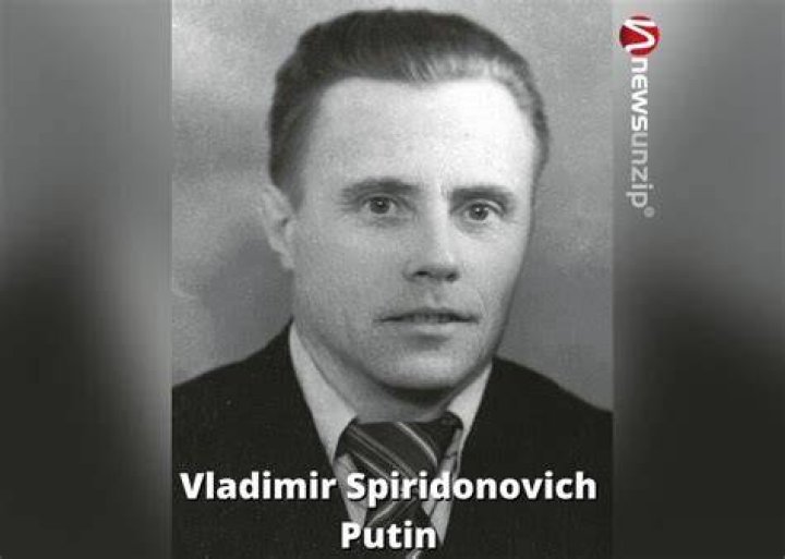 Spiridonovich's son Vladimir Putin and his cousins