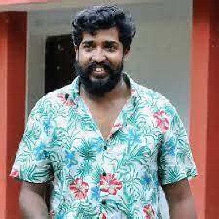 Sreekanth Vettiyar height