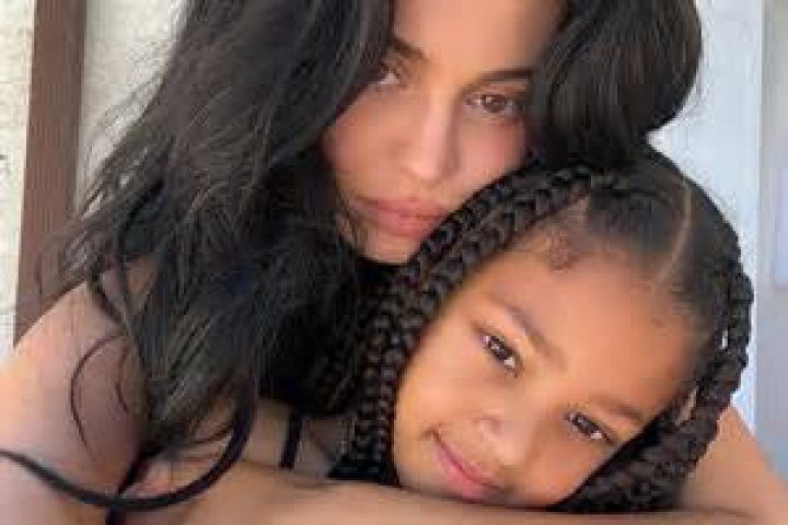 stormi webster true thompson kylie jenner khloe kardashian valentine's day