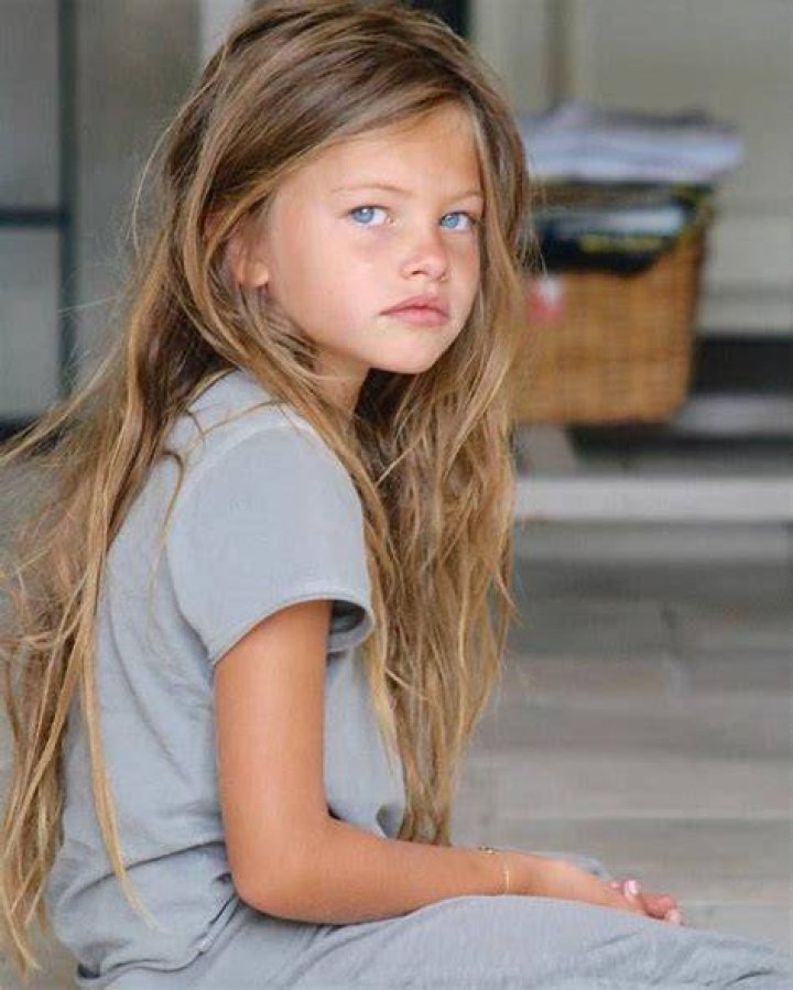 Thylane Blondeau has a pet dog