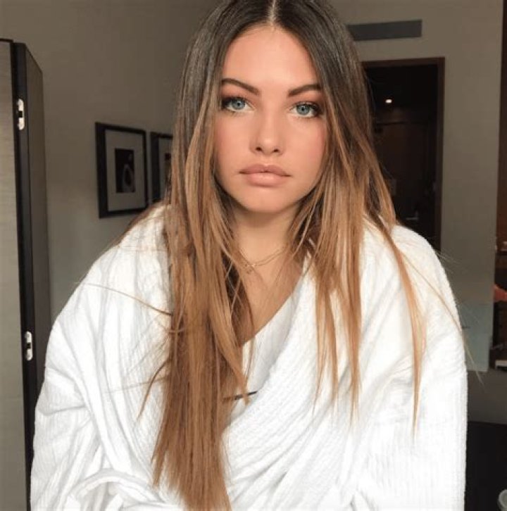 Thylane Blondeau old image with her mom and dad