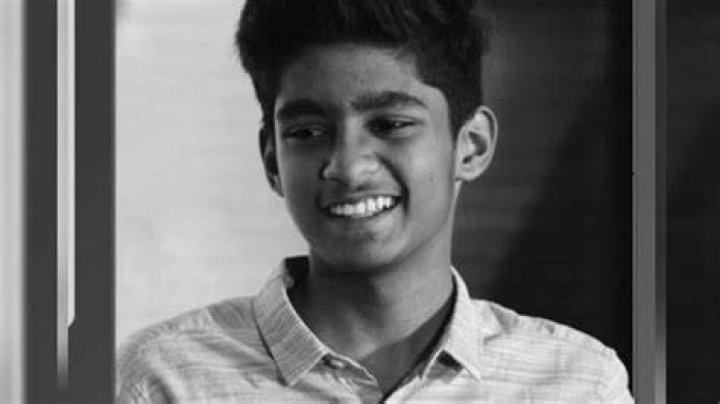 Vishwa Deenadayalan old picture
