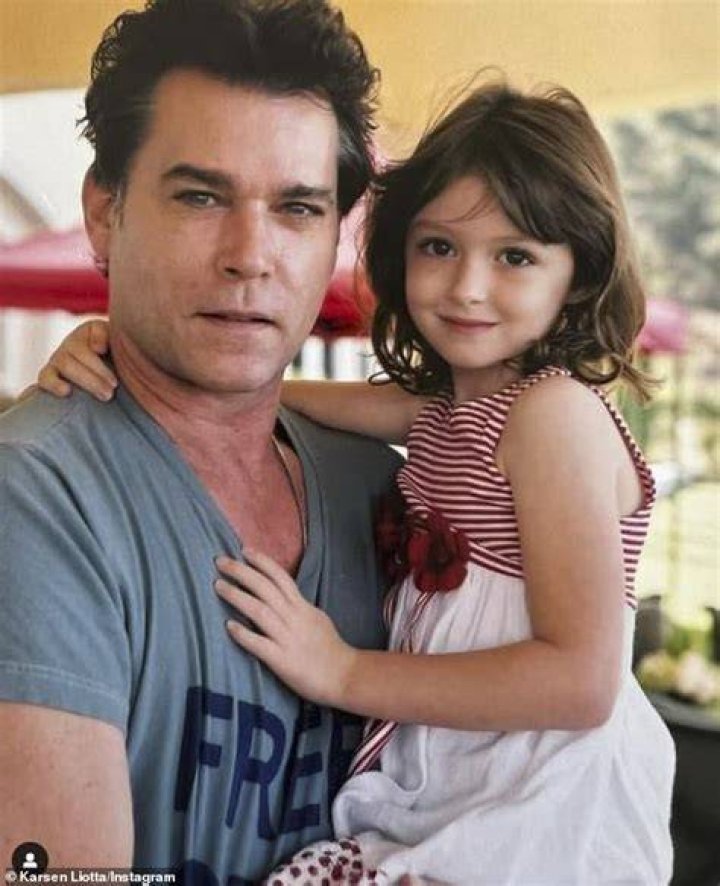 Young Karsen and her father Ray Liotta